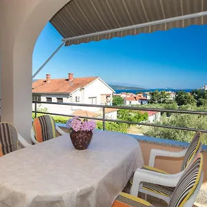 https://apartmani-paradiso.primorje-gorskikotar.com